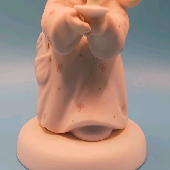 "SHARING THE LIGHT OF LOVE" 272531 Precious Moments Porcelain Girl 1997 - Picture 5 of 8